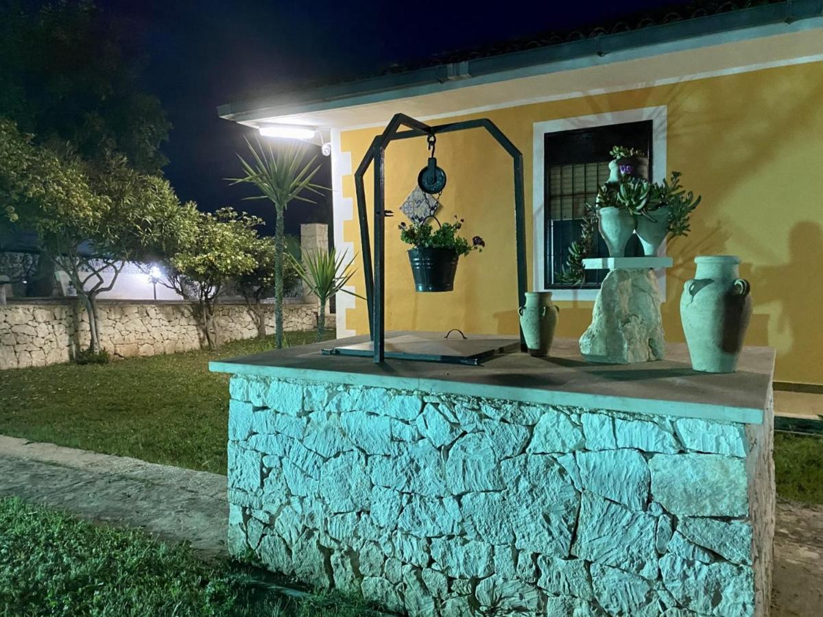 Villa Leonardo Canicattini Bagni Exterior foto