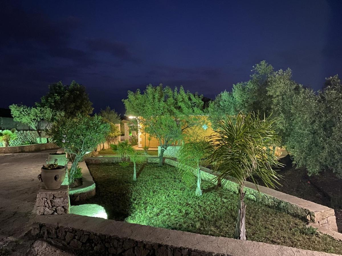 Villa Leonardo Canicattini Bagni Exterior foto