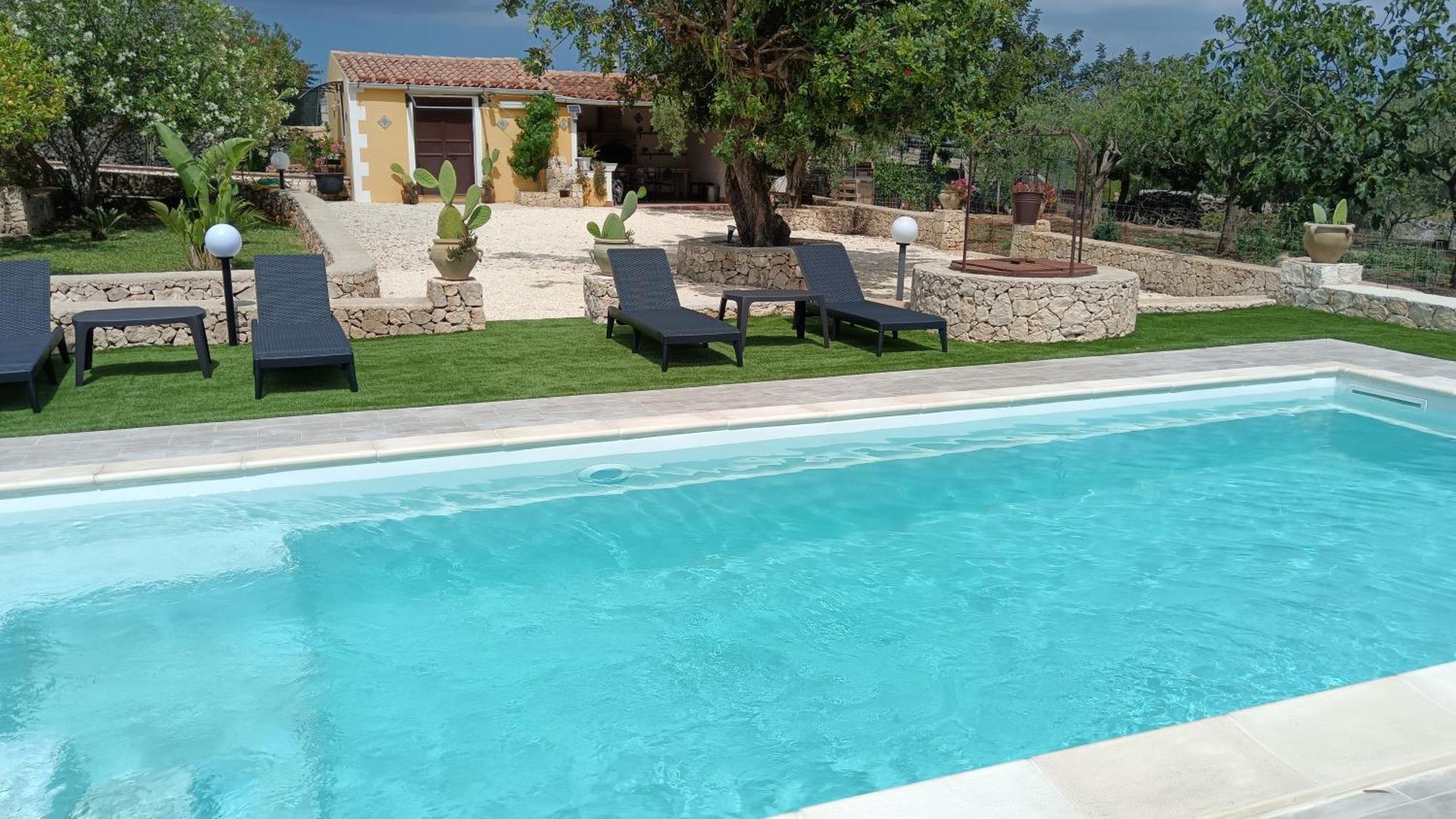 Villa Leonardo Canicattini Bagni Exterior foto