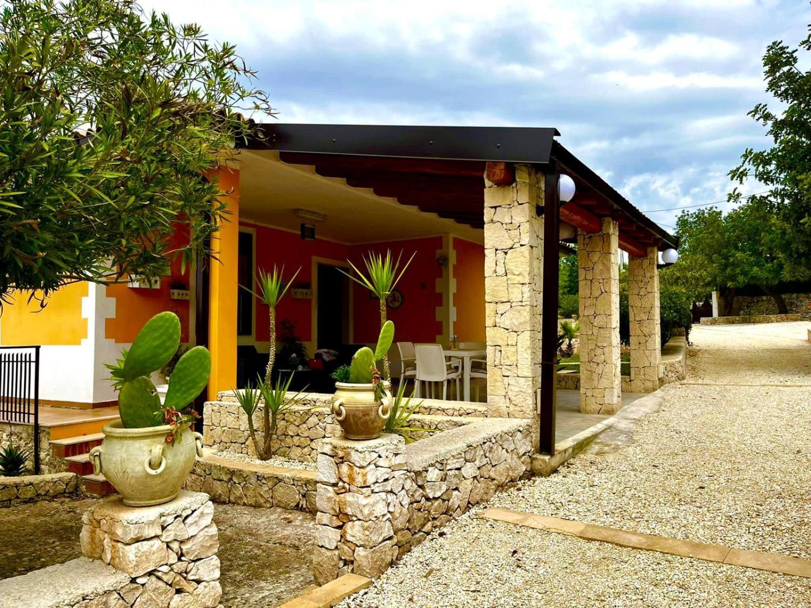 Villa Leonardo Canicattini Bagni Exterior foto