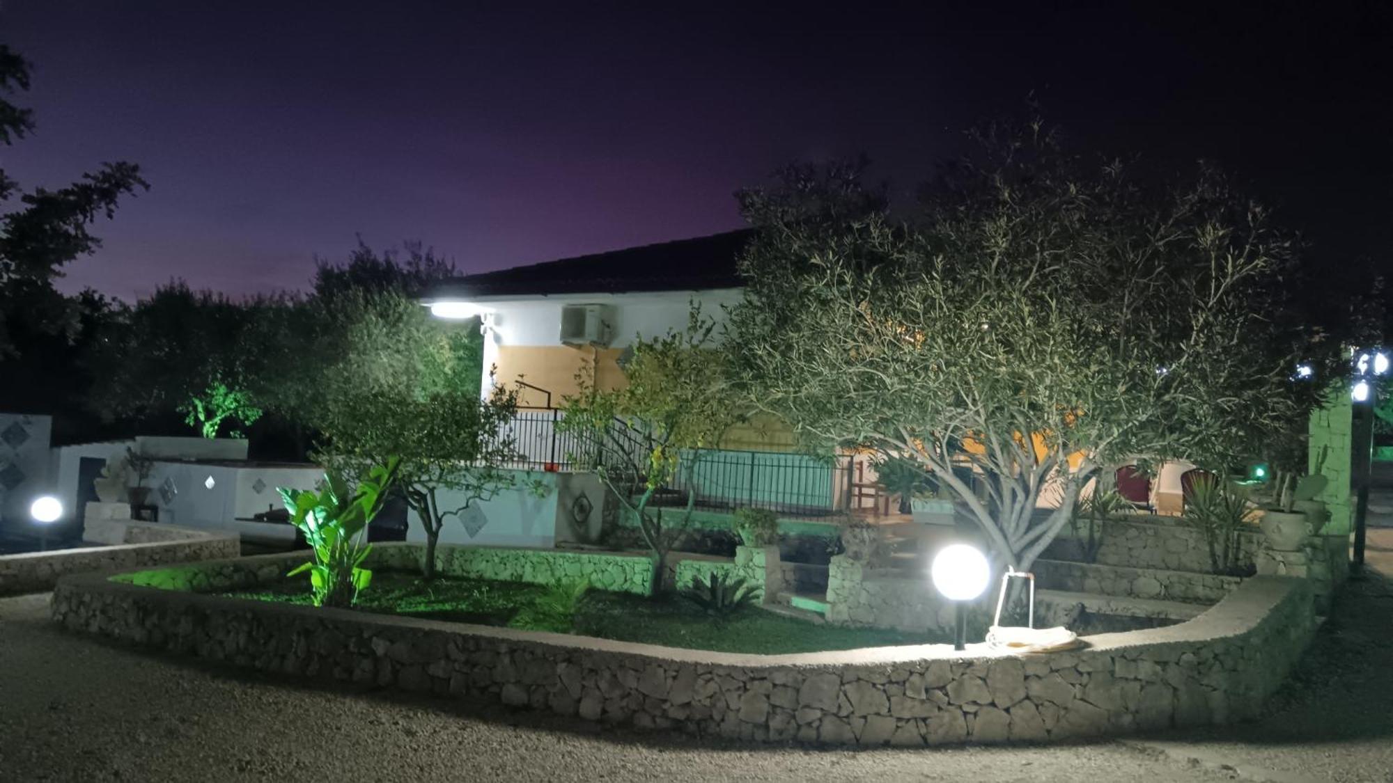 Villa Leonardo Canicattini Bagni Exterior foto